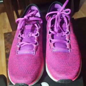 Size 10 women's under armour